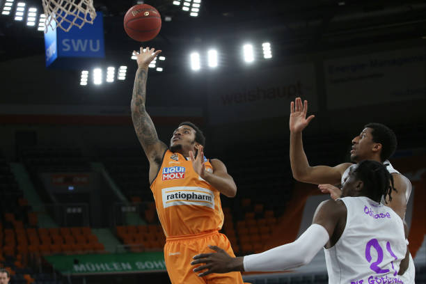 与英超环境 与英超环境