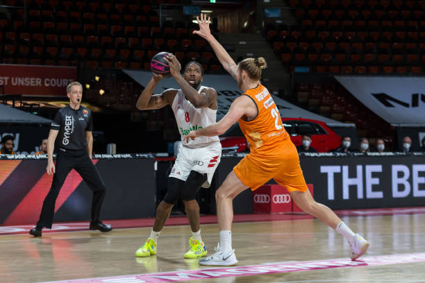 姆巴佩的职 姆巴佩的职