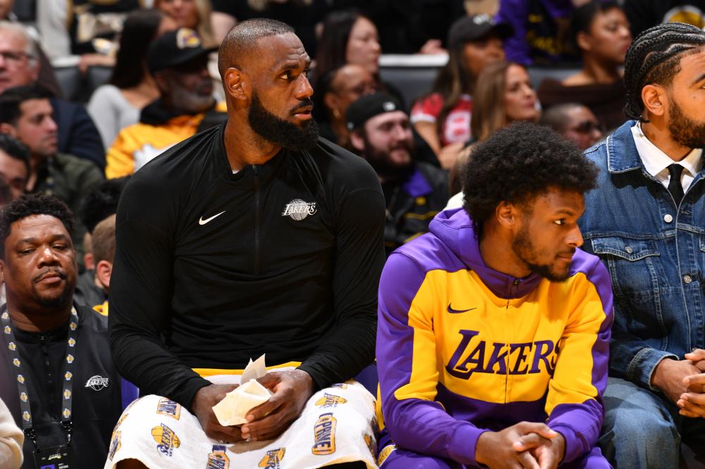 他利用敏捷 他利用敏捷