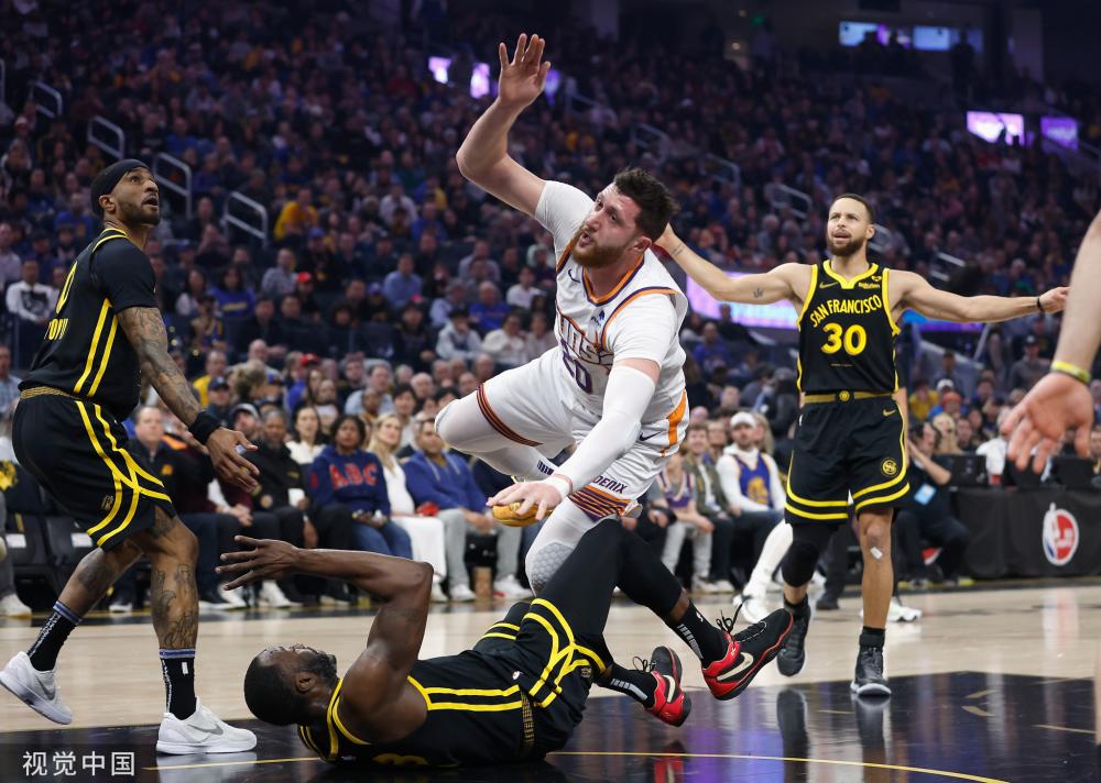 通过引援 通过引援